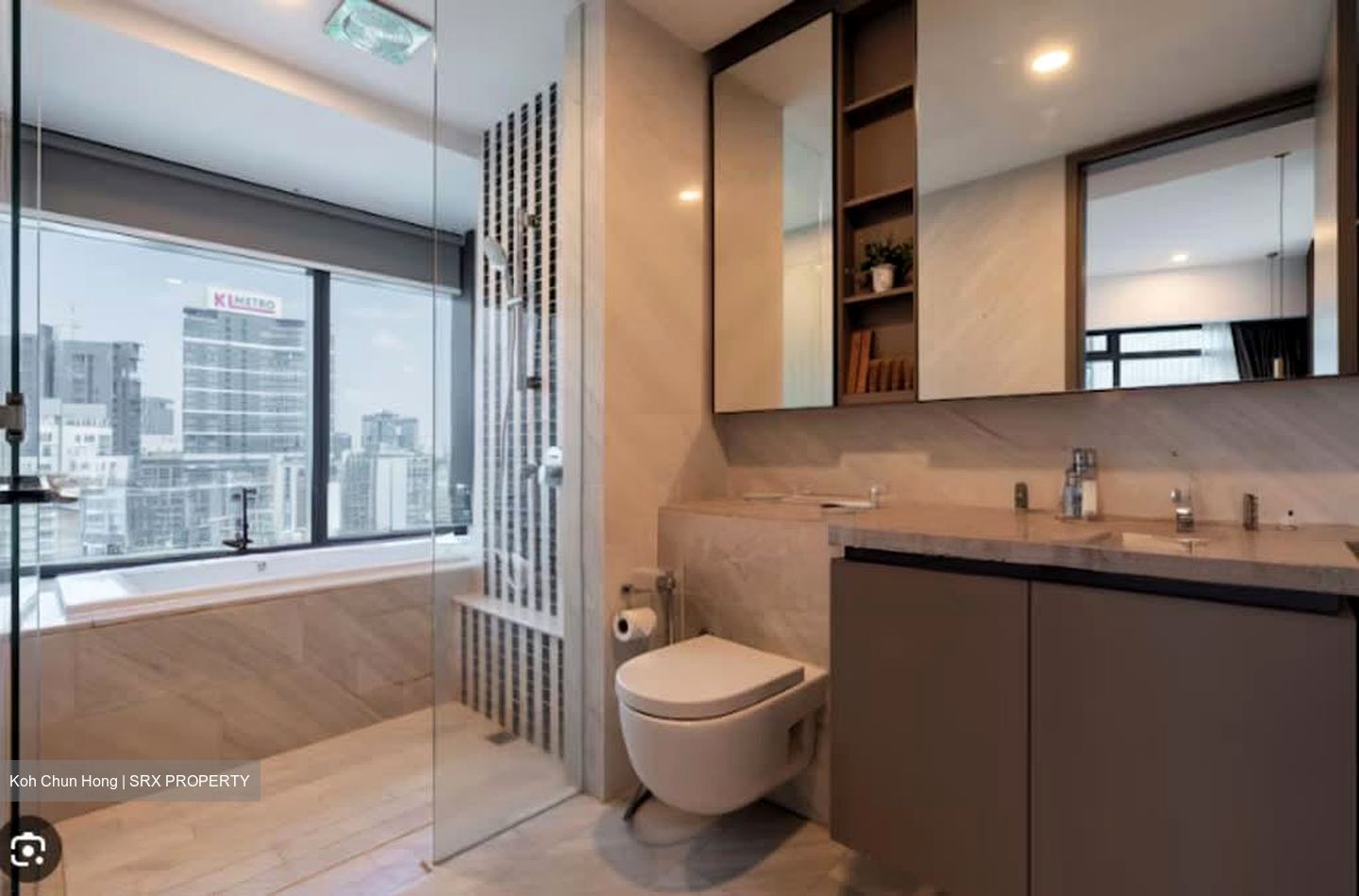Blk 244 Jurong East Street 24 (Jurong East), HDB 3 Rooms #578502631
